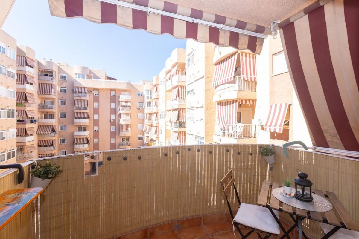 Venta de piso en Piso en Conjunto Residencial Sierra Estepona, Sierra de Estepona-Avda de Andalucia, Estepona, Estepona
 photo 3