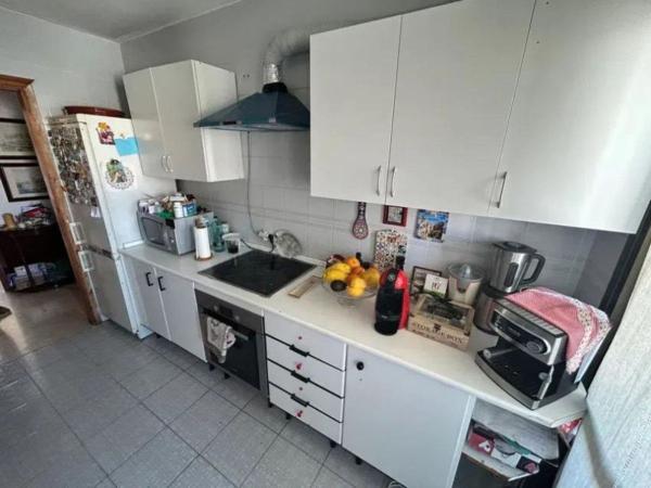 Venta de piso en Piso en Avenida Mar y Sierra, Sierra de Estepona-Avda de Andalucia, Estepona, Estepona
thumbnail 3