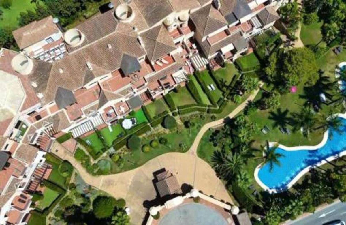 Venta de piso en Piso en las Golondrinas, Puerto Banús, Marbella, Marbella
 photo 4