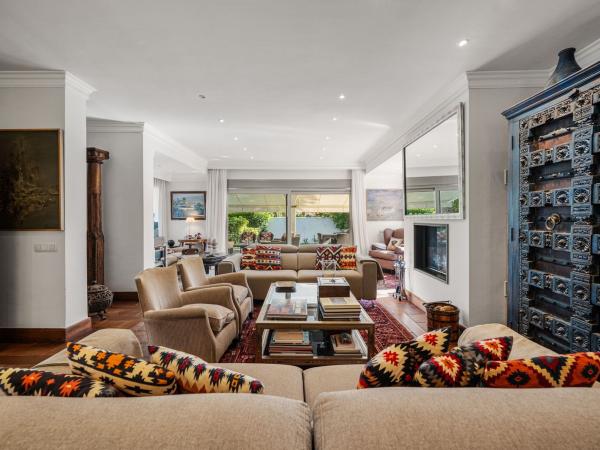 Casa o chalet independiente en Calle del Rebeco, Los Monteros, Marbella thumbnail 2