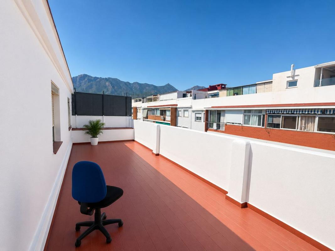 Venta de piso en Piso en Calle Padre Salvador, Divina Pastora, Marbella, Marbella
photo 3