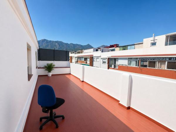 Продажа квартиры на Piso en Calle Padre Salvador, Divina Pastora, Marbella, Марбелла
thumbnail 3