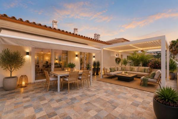 Penthouse for sale at Ático en La Concha-Resina Golf, Estepona, Estepona photo 1