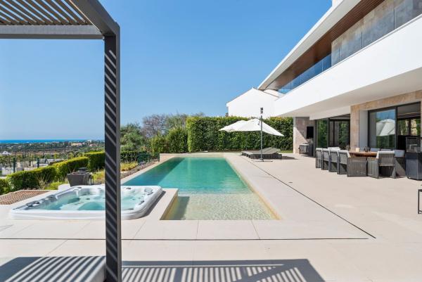 Casa o chalet independiente en Los Arqueros-Puerto del Almendro, Benahavís thumbnail 2