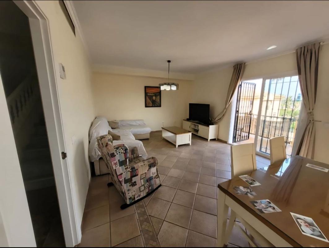 Venta de chalet independiente en Chalet pareado en Calle Ruperto Chapí s/n, Capellanía - Retamar, Alhaurín de la Torre, Alhaurín de la Torre
photo 4