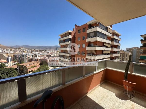 Venta de piso en Piso en Calle Esperanto s/n, Perchel norte, Málaga, Málaga
photo 1