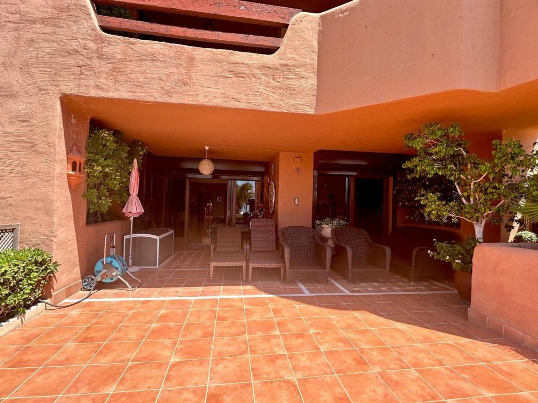Venta de piso en Piso en Calle Pacífico, 24, Kempinski, Estepona, Estepona
 photo 3
