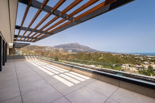 Penthouse for sale at Ático en La Quinta, Benahavís, Benahavís thumbnail 2
