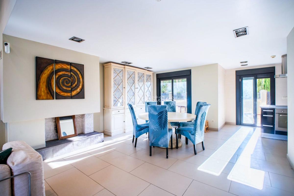 Venta de chalet adosado en Chalet adosado en Bahia De Estepona, Guadalobón, Estepona , Estepona photo 5