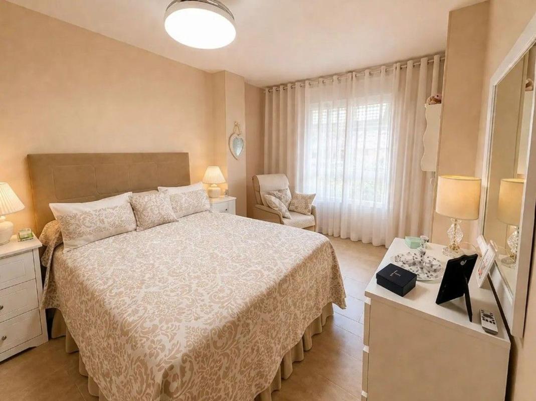 Продажа квартиры на Piso en Pasaje Victoria, Puerto de Estepona, Estepona, Эстепона
 photo 3