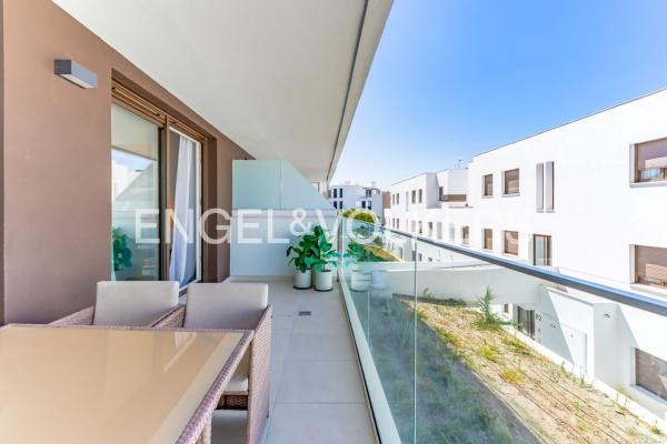 Sale of flat in Piso en Calle del Dique, Zona Calvario, Estepona, Estepona
thumbnail 2