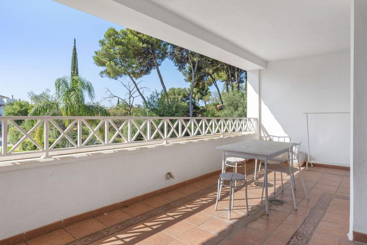 Venta de piso en Piso en Rio Real, Marbella, Marbella
 photo 3