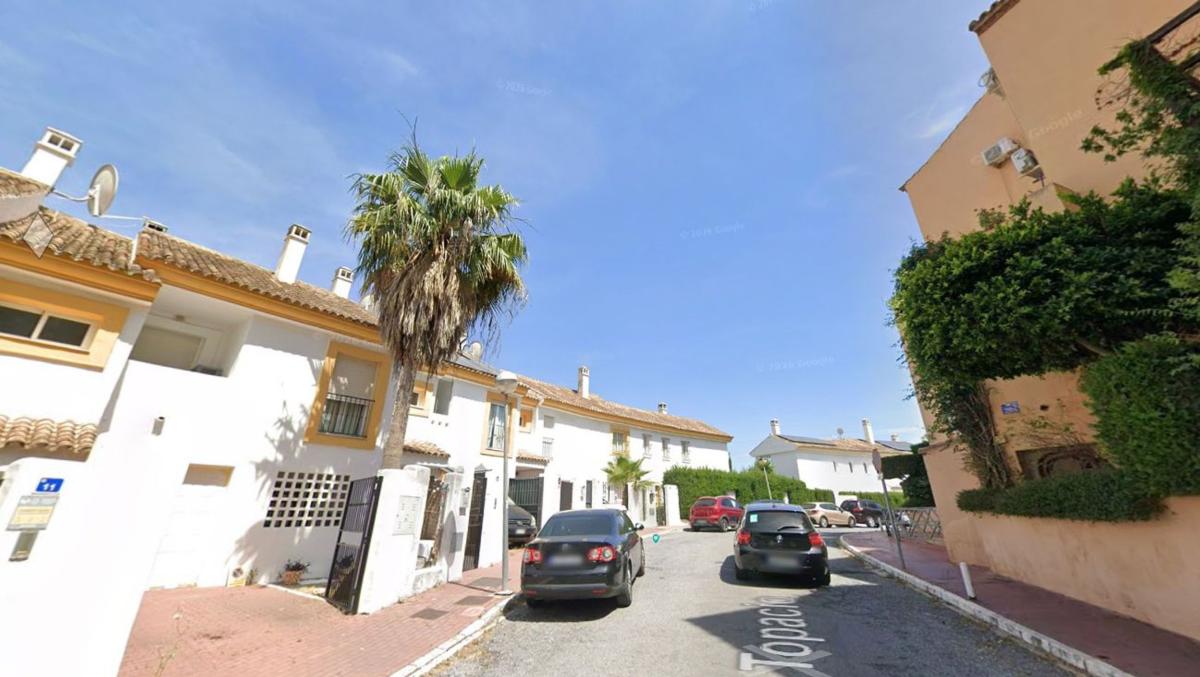 Sprzedaż szeregowego domku w  Chalet adosado en Topacio De Riviera, Riviera del Sol, Mijas , Mijas photo 2