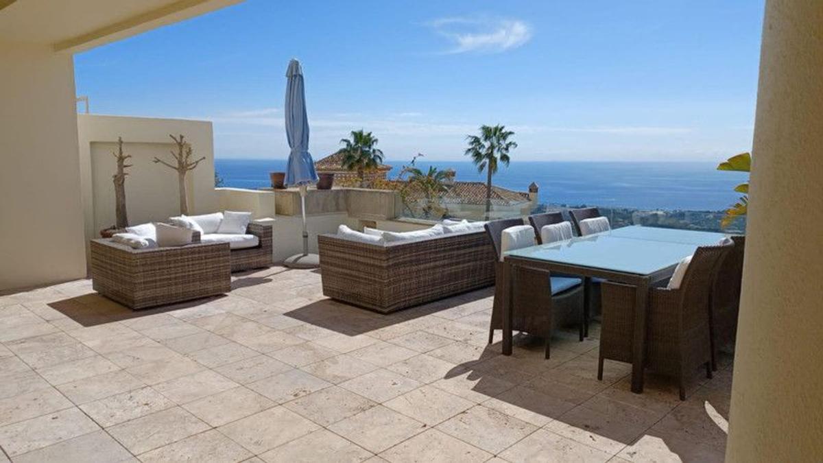 Venta de duplex en Dúplex en Carretera de Lomas de Marbella, 10 a, Alto de los Monteros, Marbella, Marbella photo 2