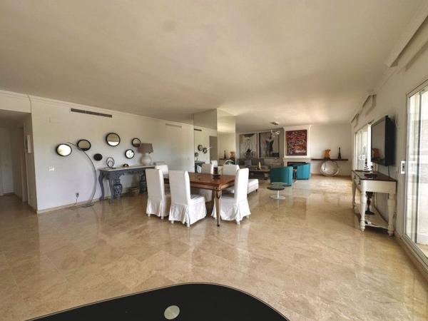 Ático en venta en  Ático en Urbanizacion Lomas Marbella Club, 81, Lomas de Marbella Club, Marbella, Marbella photo 3