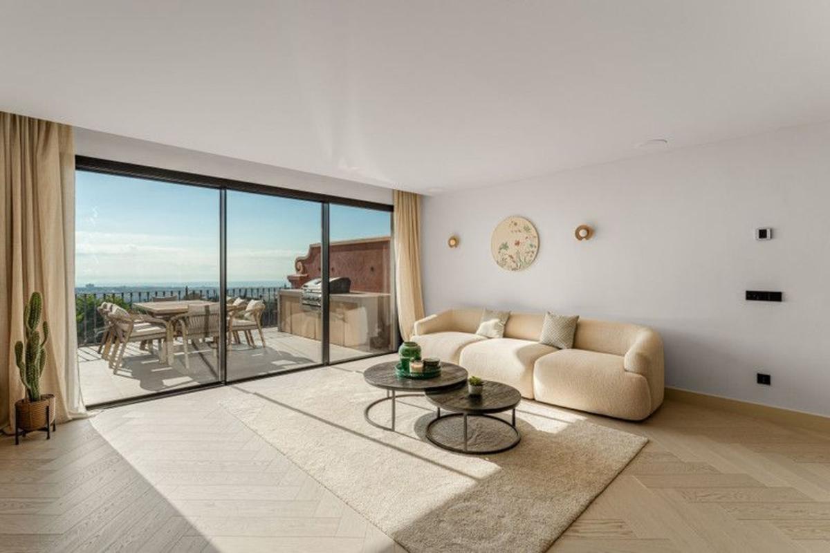 Venta de duplex en Dúplex en Urbanización Monte Halcones, 2, La Quinta, Benahavís, Benahavís photo 5