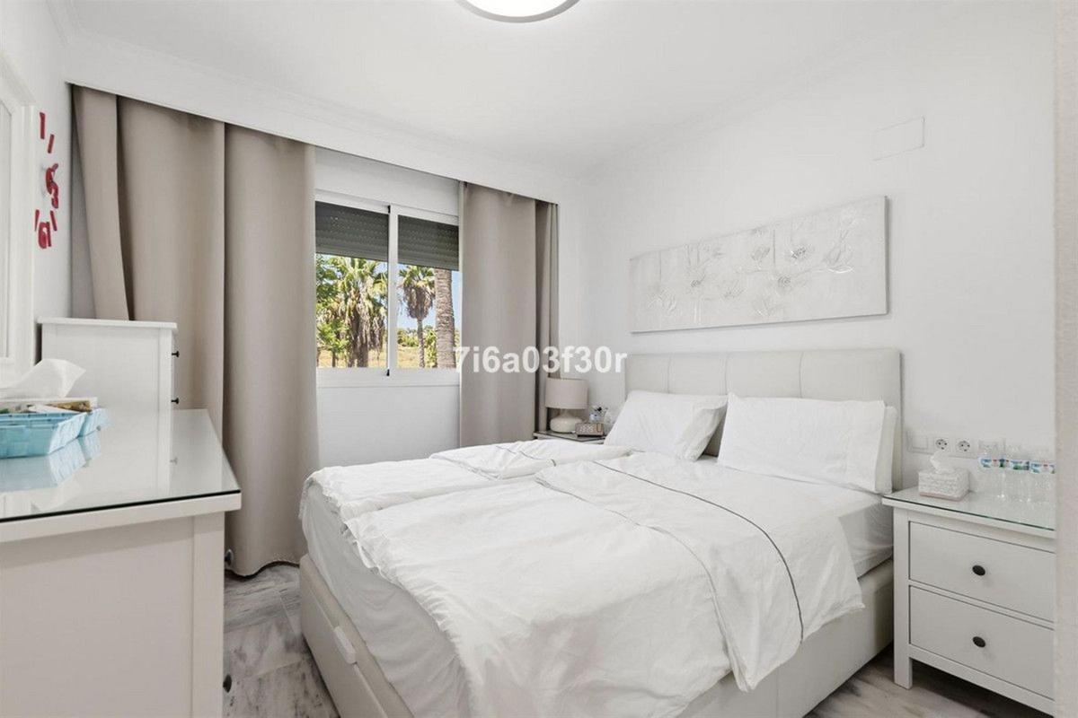 Продажа квартиры на Piso en Urbanización Atalaya Río Verde, La Dama de Noche-La Alzambra, Marbella, Марбелла
photo 5