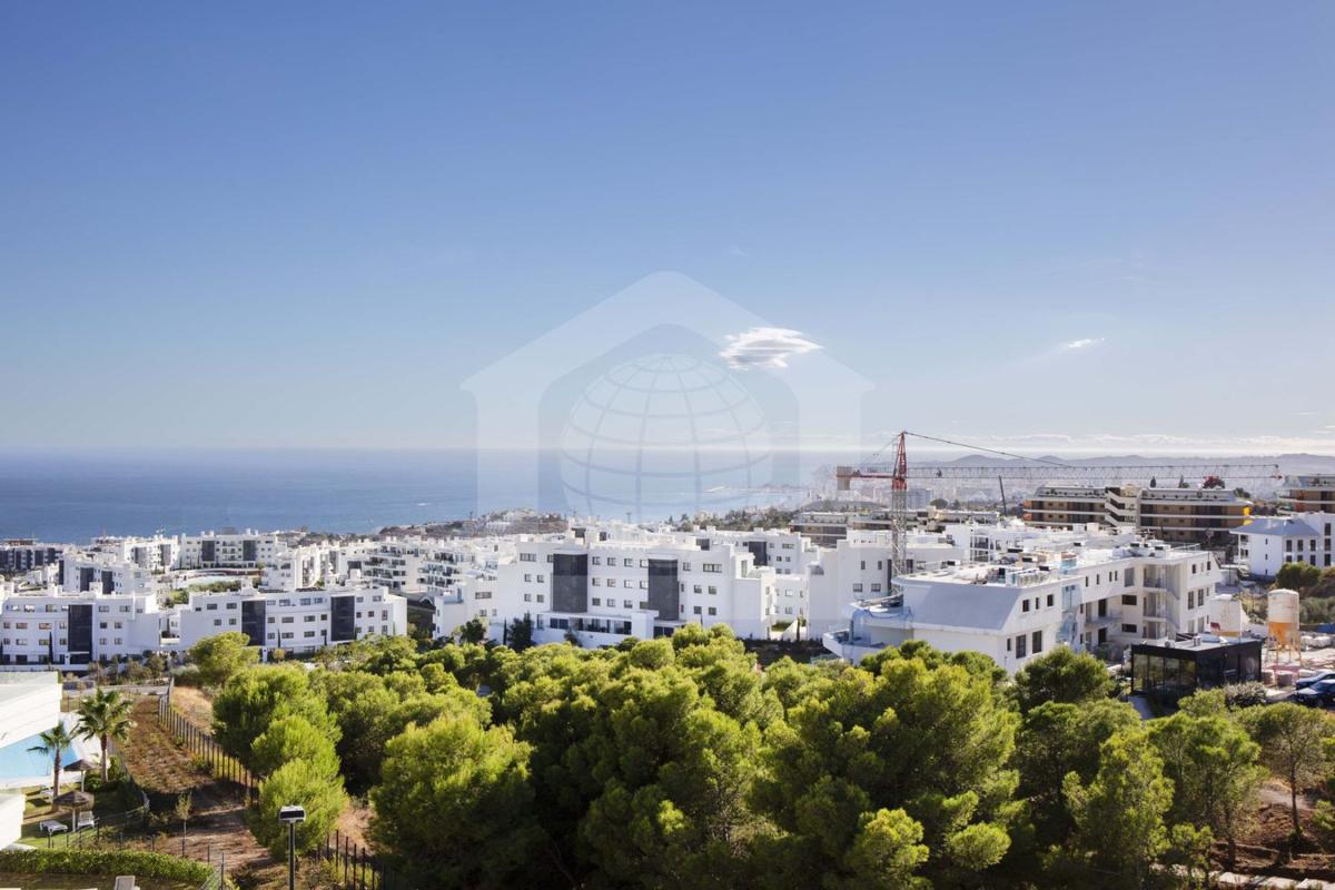 Sprzedaż duplexu w Dúplex en Avenida 8 de Marzo, El Higuerón, Fuengirola, Fuengirola photo 5