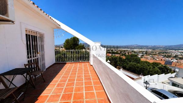 Chalet pareado en Calle Jorge Guillén, Manantiales - Lagar - Cortijo, Alhaurín de la Torre photo 4