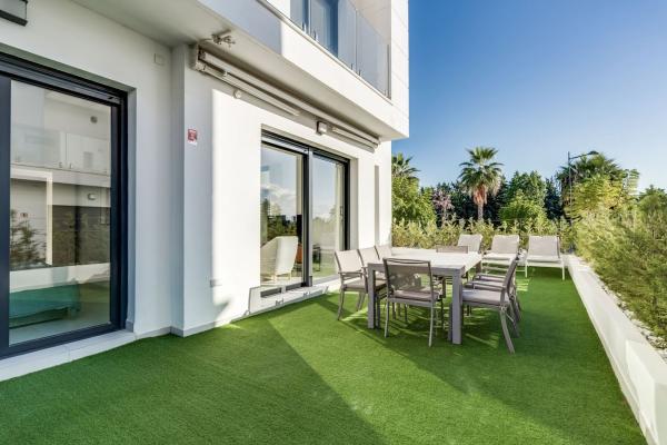 Chalet adosado en Calle S/n 60, 25, Bel-Air, Estepona thumbnail 3