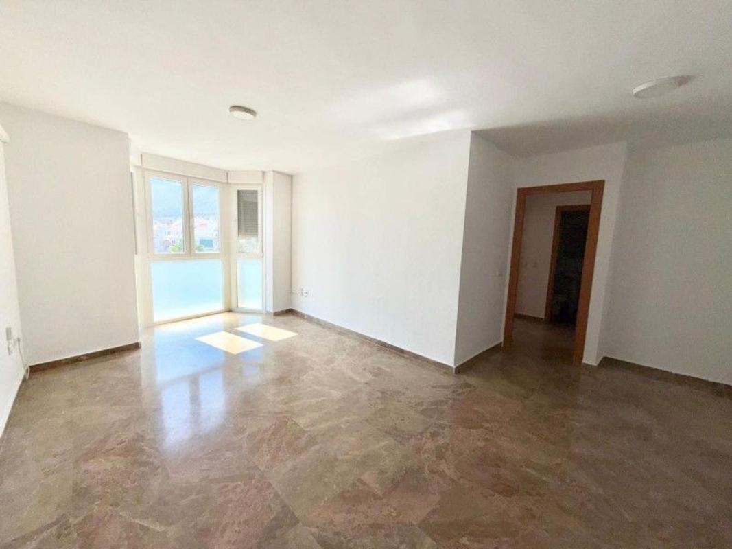 Venta de piso en Piso en Calle Alcalde Juan Barrionuevo Ruiz, 2, Centro, Alhaurín de la Torre, Alhaurín de la Torre
photo 5