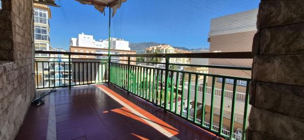 Venta de piso en Piso en Calle Colón, Zona Puerto Deportivo, Fuengirola, Fuengirola
photo 1