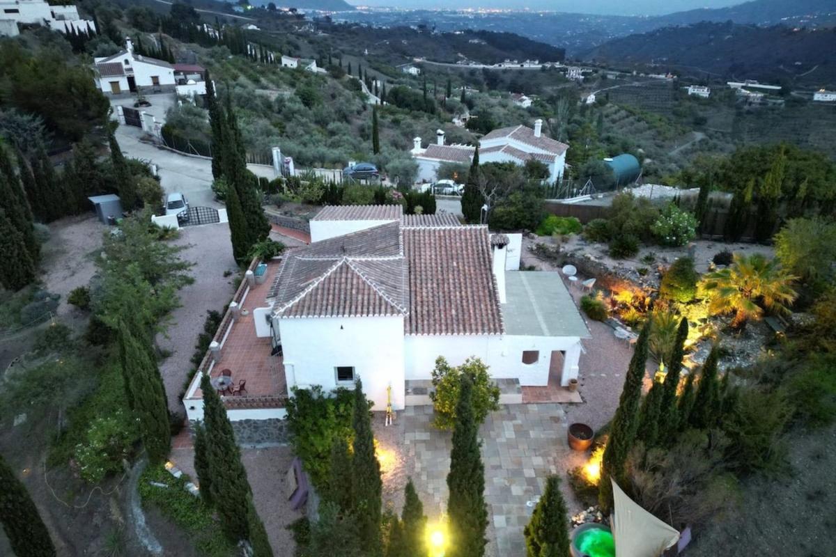 Sprzedaż niezależnego domku jednorodzinnego w Casa o chalet en Frigiliana, Frigiliana photo 2