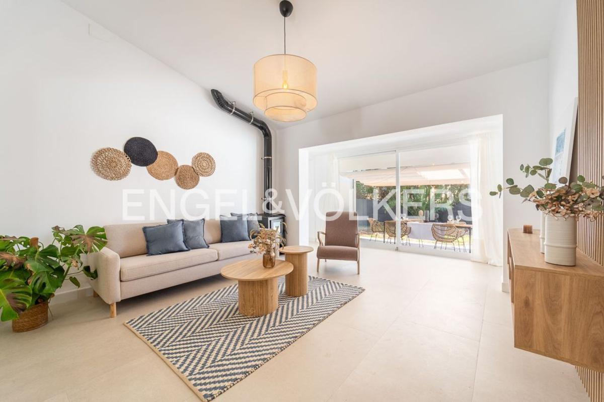 Properties for sale and rent in Spain photo 5