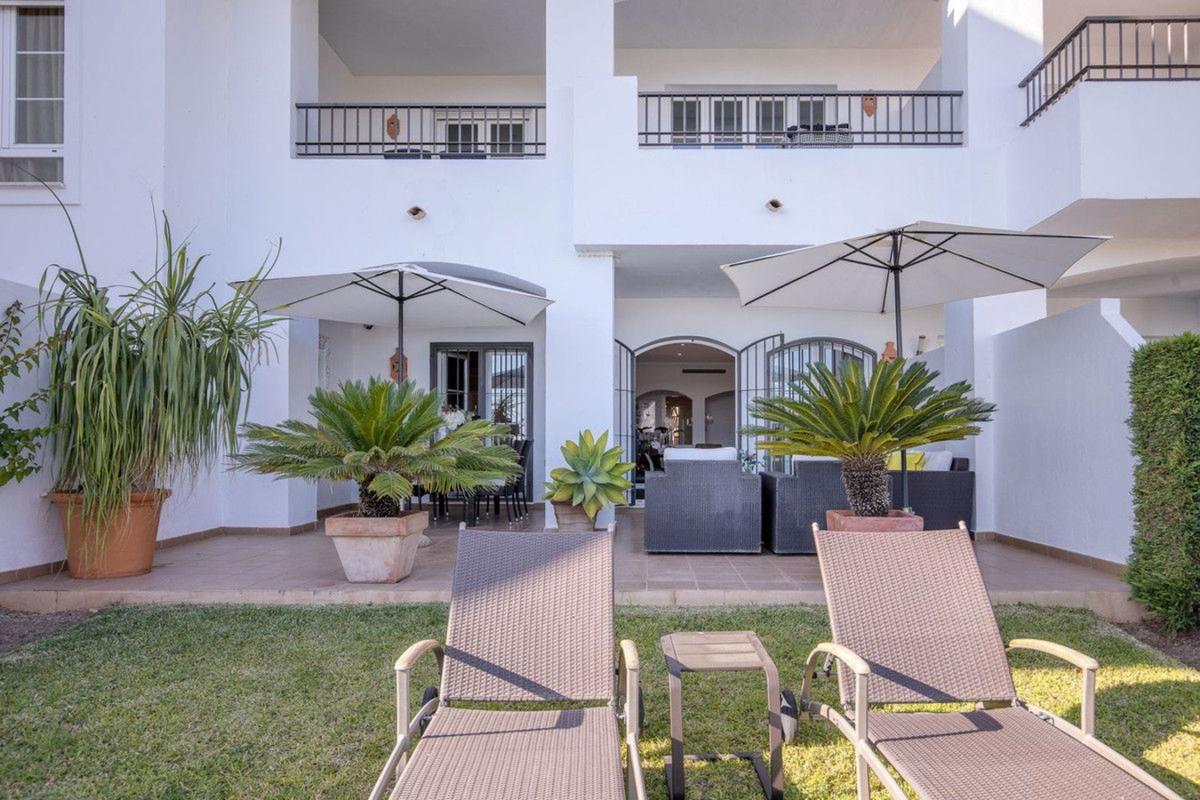 Sprzedaż mieszkania w Piso en Urbanizacion los Aguilares, Los Arqueros-Puerto del Almendro, Benahavís, Benahavís
photo 5