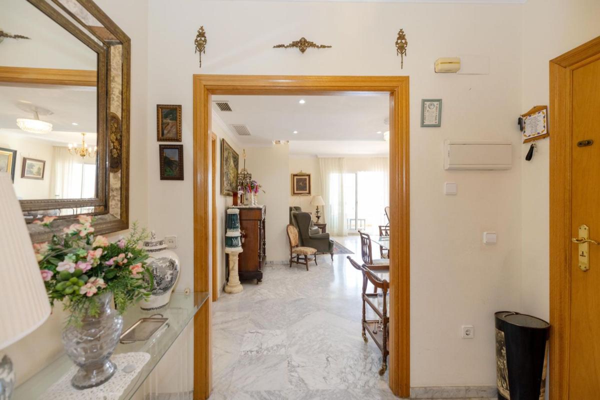 Продажа квартиры на Piso en Ricardo Soriano, Marbella, Марбелла
photo 2