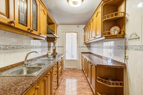 Venta de piso en Piso en Paseo del Ecuador, Green Hills - Las Cumbres de Elviria, Marbella, Marbella
 photo 4