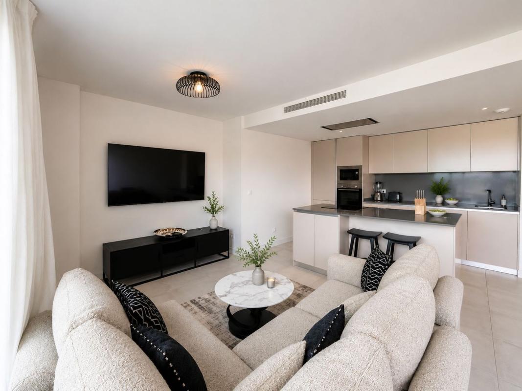 Sale of apartment in Piso en Camino del Reloj, 23, La Concha-Resina Golf, Estepona, Estepona
 photo 5