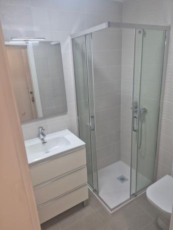 Venta de piso en Piso en Calle Rafael Quintana Rosado, 57, Calvario, Torremolinos, Torremolinos
thumbnail 2