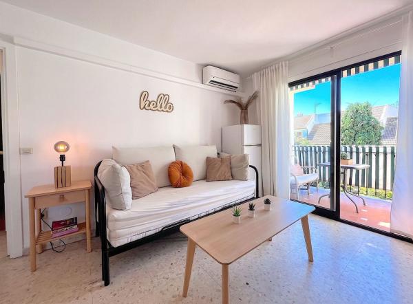 Venta de piso en Piso en La Carihuela - Los Nidos, Torremolinos, Torremolinos
thumbnail 3