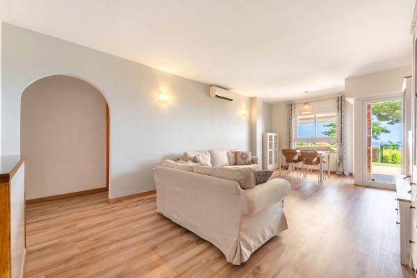 Продажа квартиры на Piso en Betula (higueron), El Higuerón - Capellanía, Benalmádena, Бенальмадена
thumbnail 1