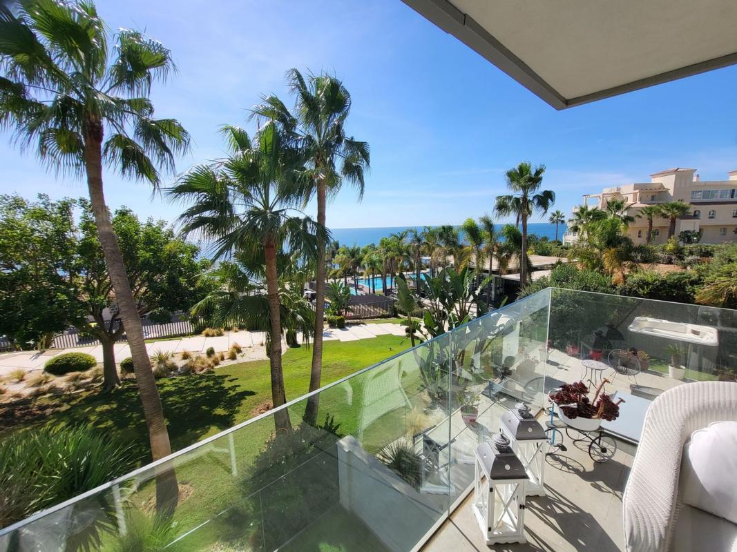 Venta de piso en Piso en Calle Acebo, Calaburra - Chaparral, Mijas, Mijas
photo 1