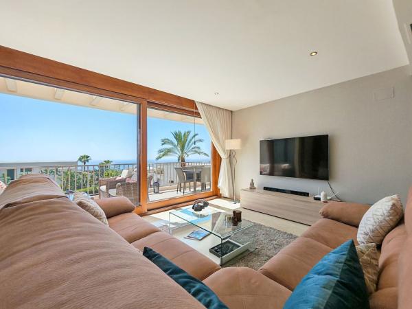 Venta de piso en Piso en Alto de los Monteros, Marbella, Marbella
 photo 2