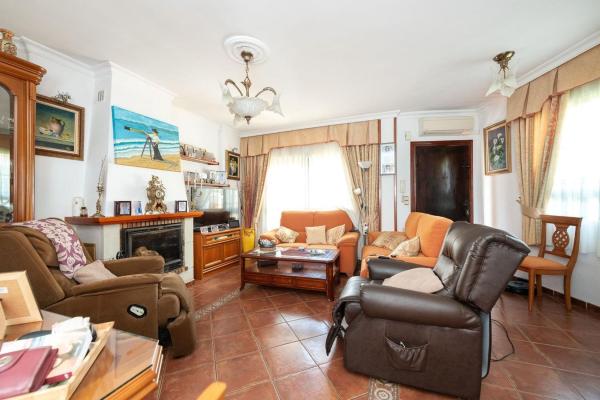 Independent chalet for sale in Casa o chalet en Calle Poeta Manuel Alcántara, Playa del Rincón, Rincón de la Victoria, Rincón de la Victoria
 photo 4