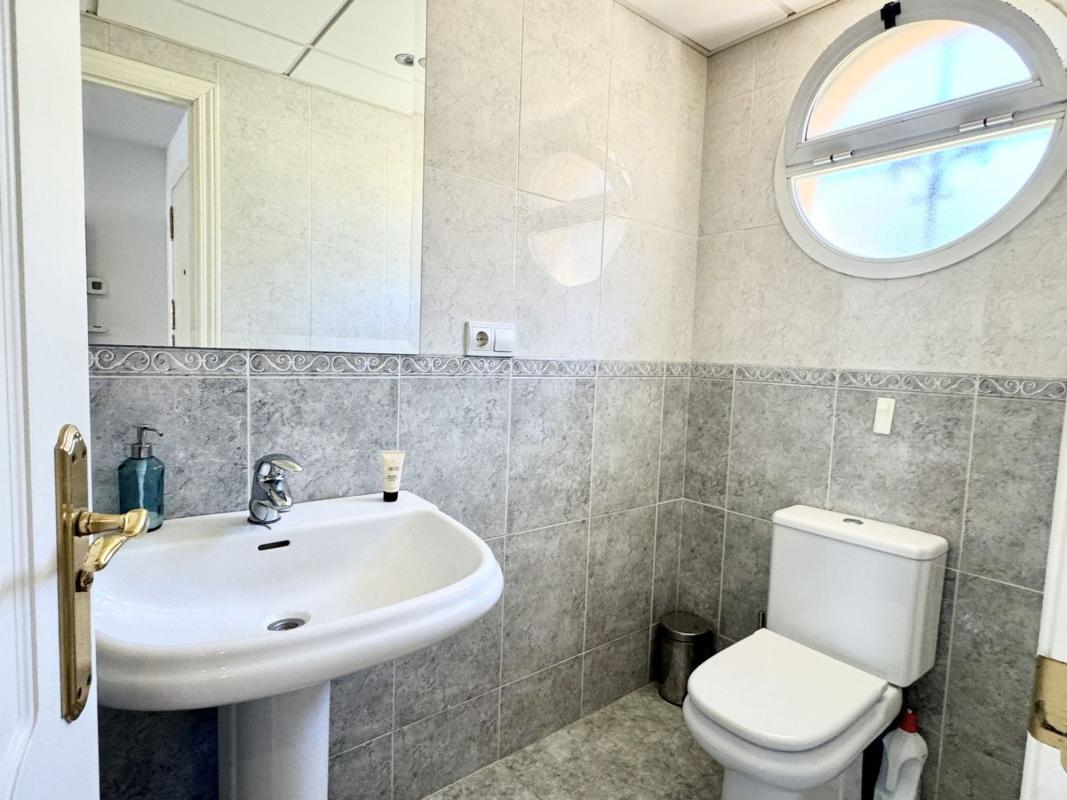Venta de chalet adosado en  Chalet adosado en Urbanizacion la Vizcarronda, 1 e, Manilva, Manilva , Manilva photo 5