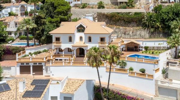 Casa o chalet independiente en Calle Sierra Nevada, Torremuelle, Benalmádena thumbnail 3
