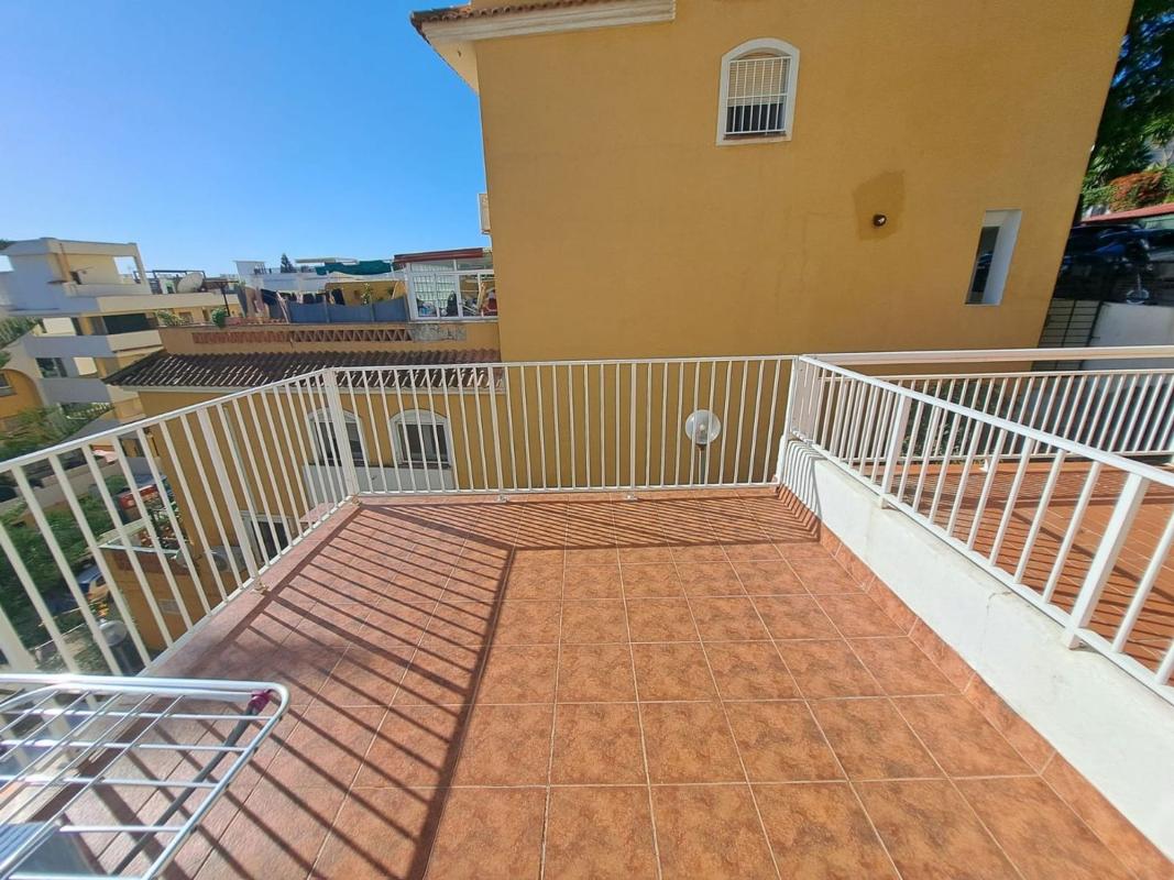 Sale of townhouse in Chalet adosado en Calle Loma de los Riscos s/n, Loma de los Riscos, Torremolinos , Torremolinos photo 5
