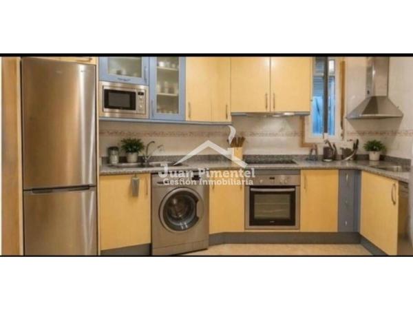 Venta de piso en Piso en Avenida Libertad, 25, Sierra de Estepona-Avda de Andalucia, Estepona, Estepona
thumbnail 2