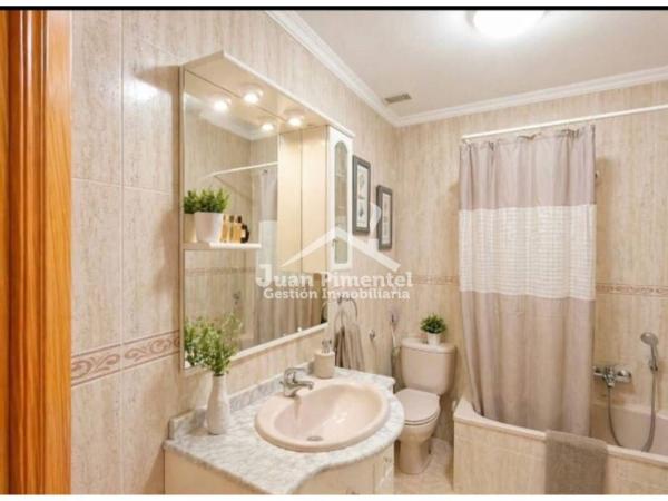Venta de piso en Piso en Avenida Libertad, 25, Sierra de Estepona-Avda de Andalucia, Estepona, Estepona
 photo 4