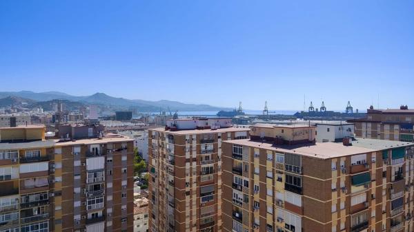 Sale of flat in Piso en Calle Héroe de Sostoa, 69, Huelin, Málaga, Málaga
photo 1