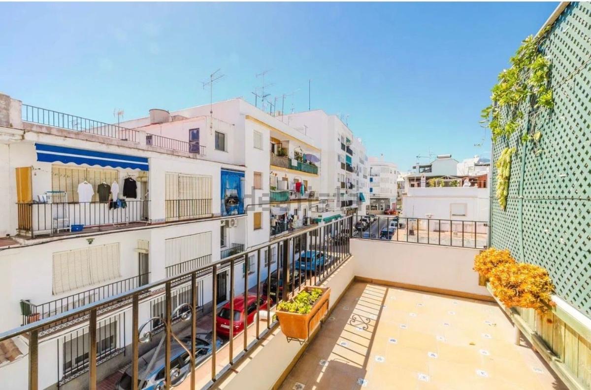 Sale of townhouse in Chalet adosado en Calle Juan Fortuny s/n, San Pedro Pueblo, Marbella , Marbella photo 5