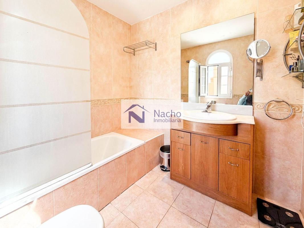 Sale of townhouse in Chalet adosado en Lo Cea - Los Cortijos, Rincón de la Victoria , Rincón de la Victoria photo 5