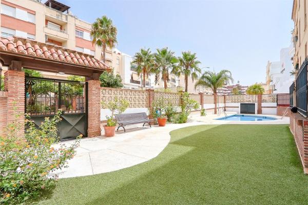 Venta de piso en Piso en Calle Almirante Carranza, Chaparil - Torrecilla - Punta Lara, Nerja, Nerja
photo 1
