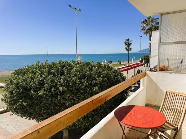 Chalet adosado en Paseo Blas Infante, La Cala del Moral, Rincón de la Victoria photo 1