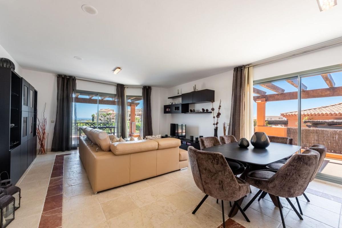 Penthouse sale in  Ático en Calle Pico Alcazaba, Benatalaya, Estepona, Estepona photo 3