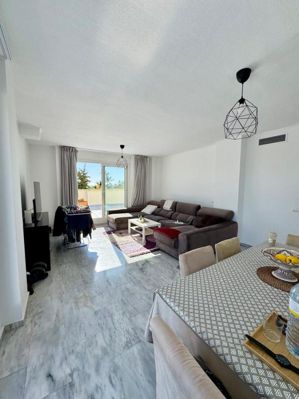 Продажа квартиры на Piso en Jose Gomez Diaz-alt Rodeo, Rodeo Alto-Guadaiza-La Campana, Marbella, Марбелла
 photo 3